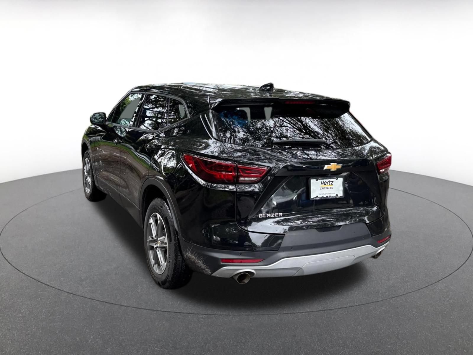 Used 2026 Chevrolet Blazer LT FWD image 8