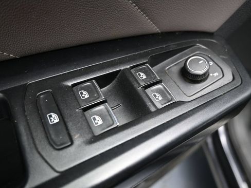 Used 2021 Volkswagen Atlas SE AWD/4WD image 11