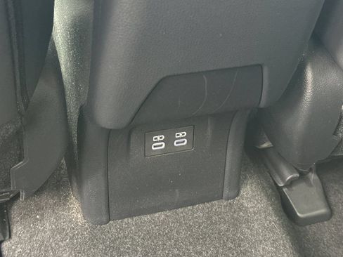 Used 2026 Toyota Prius LE FWD image 42