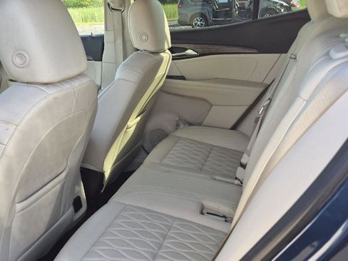Used 2023 Buick Envision Avenir FWD image 7