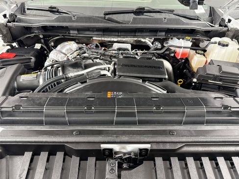 Used 2025 Chevrolet Silverado 3500 LT w/ Safety Package AWD/4WD image 54