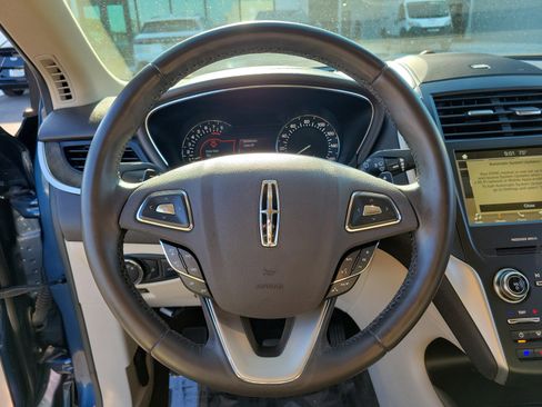 Used 2018 Lincoln MKC Reserve w/ Lincoln MKC Climate Package AWD/4WD image 17