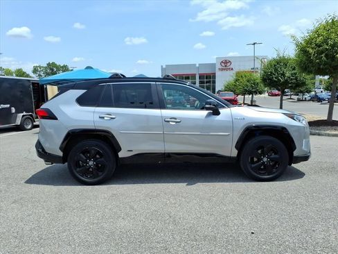 Used 2019 Toyota RAV4 XSE w/ Carpet Mat Package AWD/4WD image 3