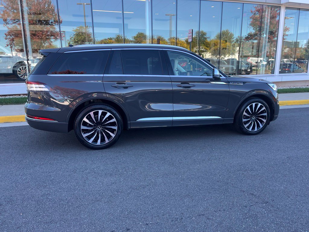 Used 2022 Lincoln Aviator Black Label Grand Touring w/ Class IV Trailer Tow Package AWD/4WD image 10