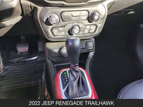 Used 2022 Jeep Renegade Trailhawk AWD/4WD image 23