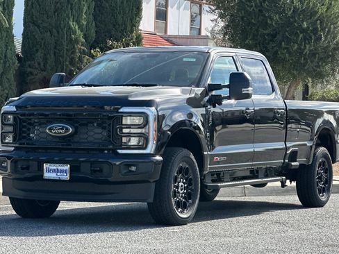 New 2026 Ford F250 XLT w/ XLT Premium Package AWD/4WD image 8