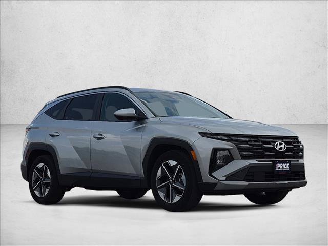 Used 2025 Hyundai Tucson SEL FWD image 3