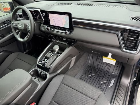 New 2026 GMC Canyon Elevation w/ Convenience Package image 13