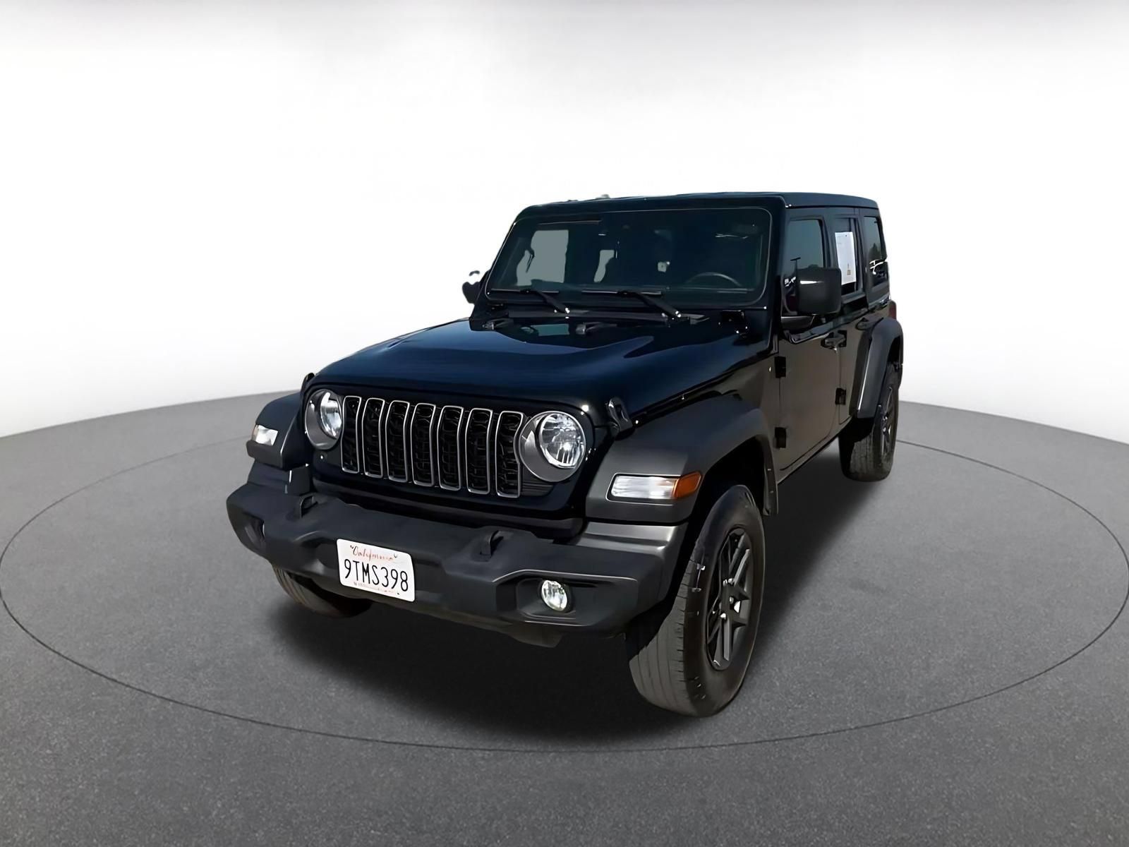 Used 2025 Jeep Wrangler Unlimited Sport AWD/4WD image 4