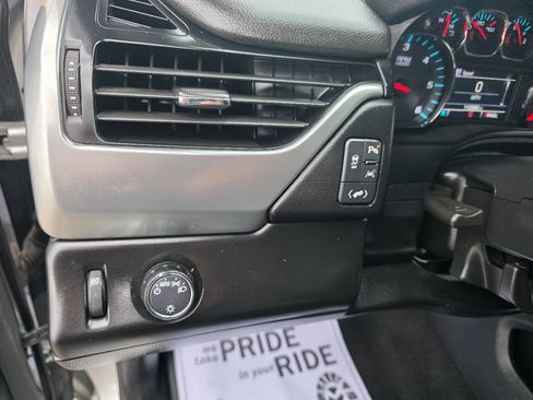 Used 2019 Chevrolet Tahoe LT RWD image 17