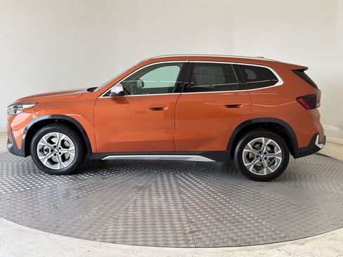 Used 2023 BMW X1 xDrive28i AWD/4WD image 2