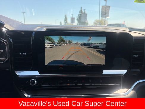 Used 2025 GMC Sierra 1500 SLT AWD/4WD image 18