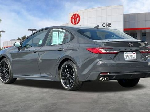 Certified 2025 Toyota Camry SE w/ Convenience Package image 7