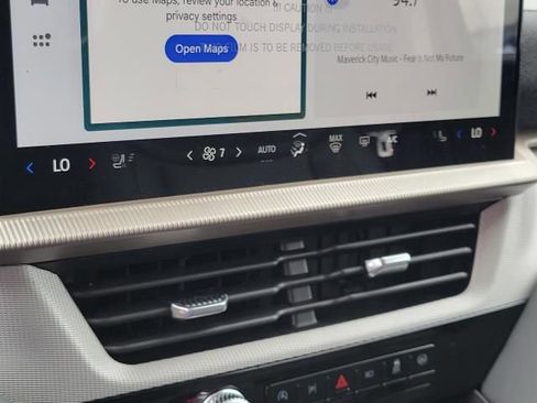 New 2025 Ford Explorer Active w/ Active Comfort Package image 32