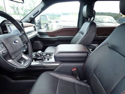 Used 2022 Ford F150 Lariat w/ Equipment Group 502A High AWD/4WD image 11
