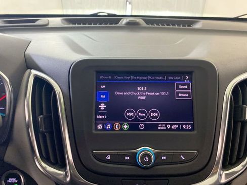 Used 2024 Chevrolet Equinox LS w/ Midnight Edition image 40