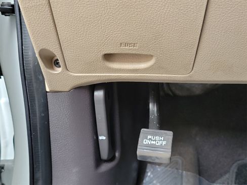 Used 2010 Hyundai Santa Fe GLS w/ Premium Pkg 2 image 25