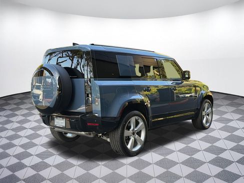 New 2026 Land Rover Defender 110 X-Dynamic SE AWD/4WD image 9