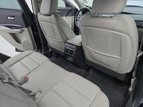 Used 2023 Cadillac XT4 Luxury image 11
