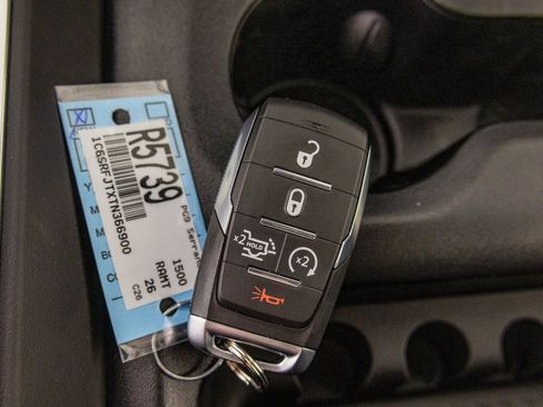 New 2026 RAM 1500 Laramie AWD/4WD image 34