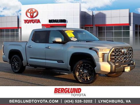 Used 2023 Toyota Tundra Platinum image 1
