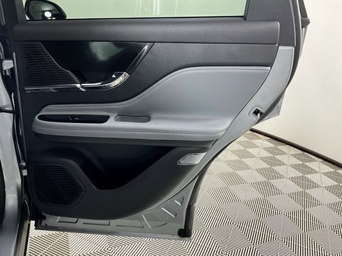 Used 2022 Lincoln Corsair FWD image 24