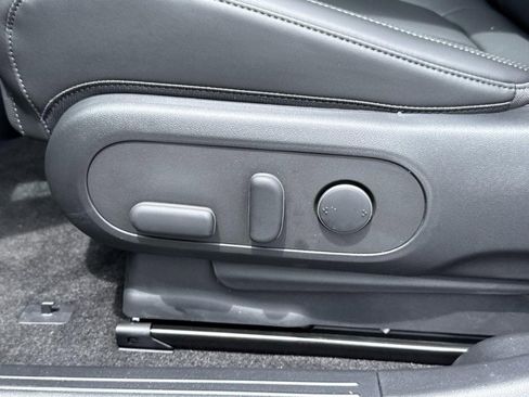 New 2025 Hyundai Ioniq 5 SEL image 14