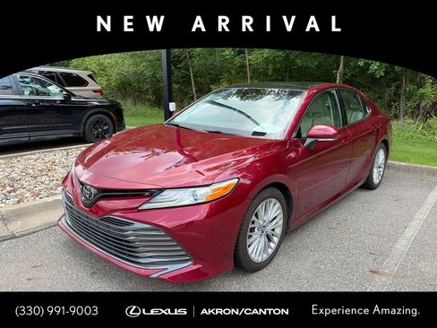 Used 2018 Toyota Camry XLE w/ Audio Package FWD image 1