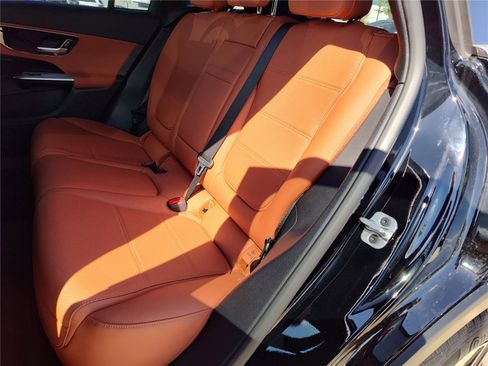 New 2026 Mercedes-Benz GLC 300 4MATIC image 14