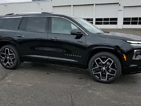 New 2026 Chevrolet Traverse High Country w/ LPO, Floor Liner Package image 72