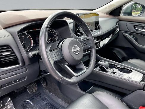 Used 2023 Nissan Rogue SL w/ SL Premium Package FWD image 14