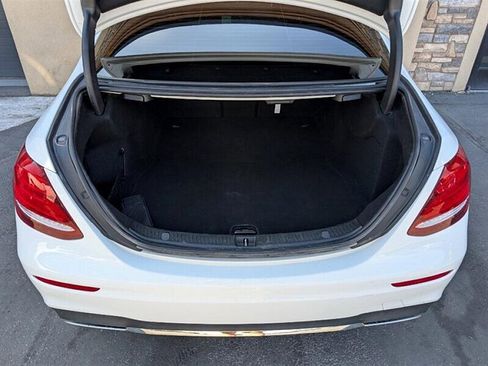 Used 2020 Mercedes-Benz E 350 4MATIC Sedan w/ Premium Package image 29