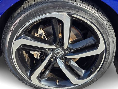 Used 2022 Honda Accord Sport image 12