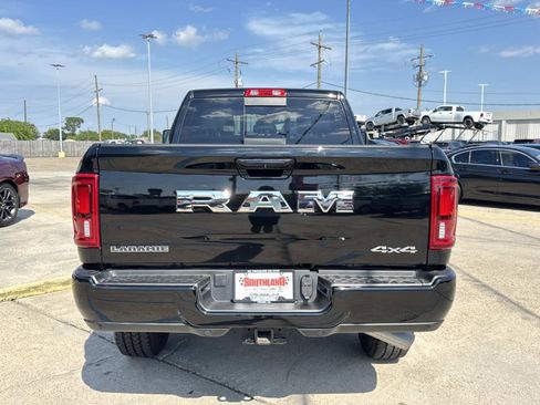 Used 2026 RAM 2500 Laramie AWD/4WD image 6