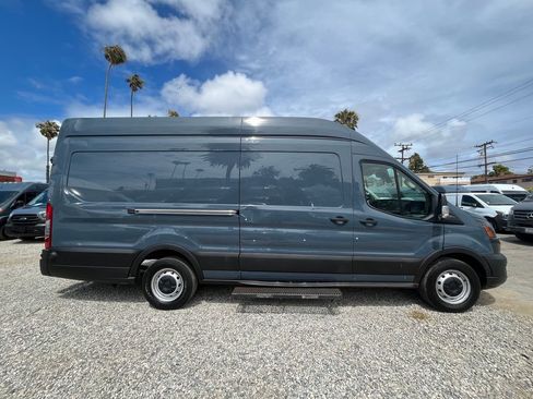 Used 2020 Ford Transit 250 148 High Roof Extended RWD image 4
