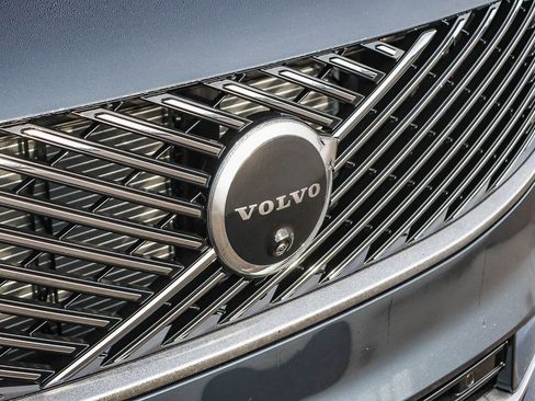 New 2026 Volvo XC90 T8 Ultra w/ Protection Package Premier image 16