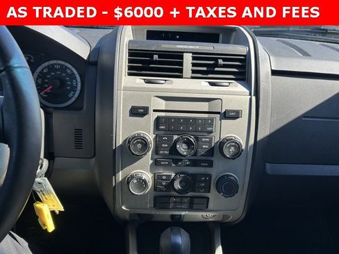 Used 2012 Ford Escape XLT image 23