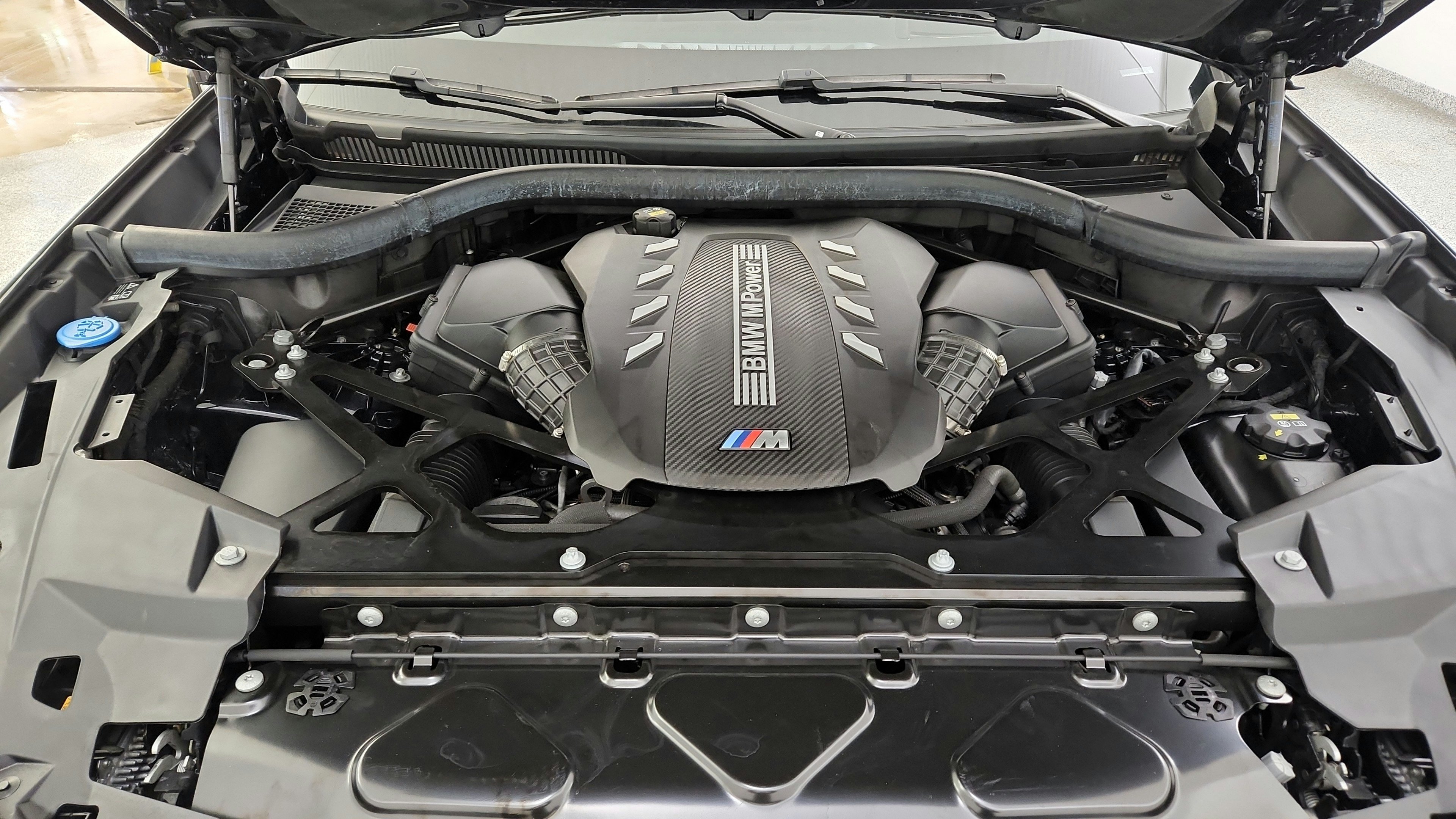 Used 2022 BMW X5 M w/ Competition Package 2 AWD/4WD image 19
