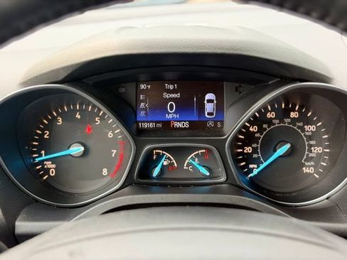 Used 2017 Ford Escape Titanium AWD/4WD image 8