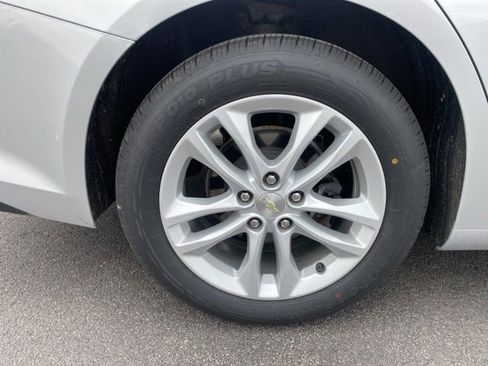 Used 2016 Chevrolet Malibu LT w/ Leather Package FWD image 27