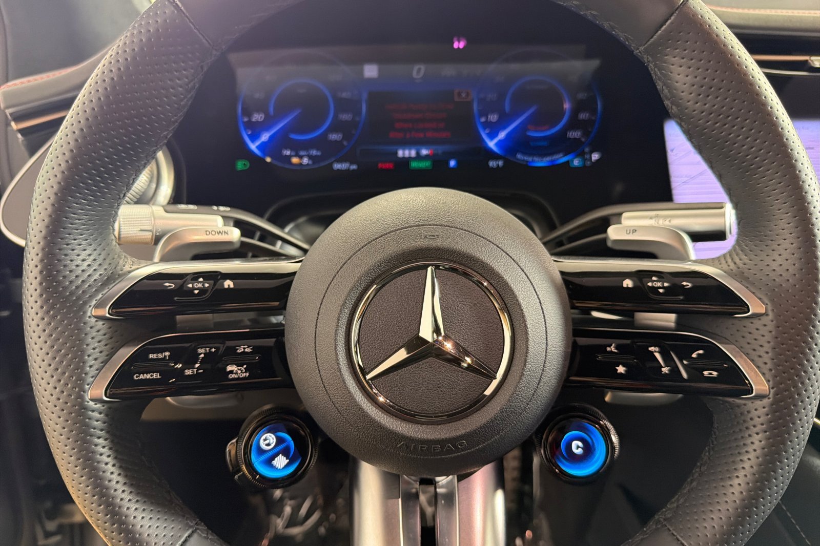 Used 2024 Mercedes-Benz EQS AMG 4MATIC image 22