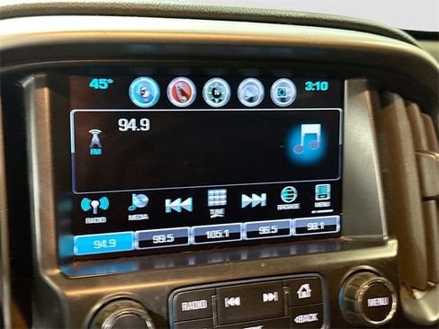 Used 2018 Chevrolet Colorado LT image 16