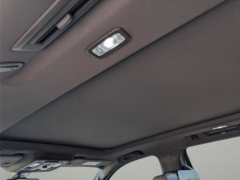 Used 2021 Chevrolet Tahoe Z71 w/ Rear Media and Nav Package image 31