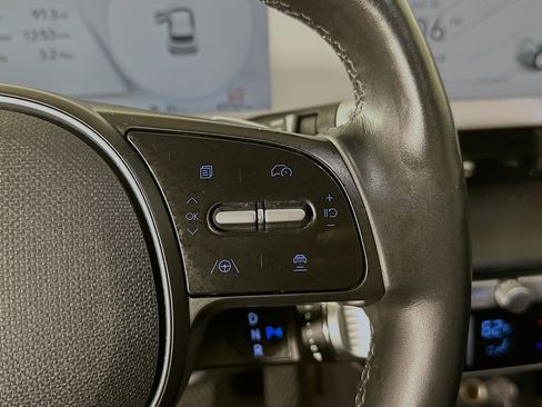 Used 2024 Hyundai Ioniq 5 SEL image 17