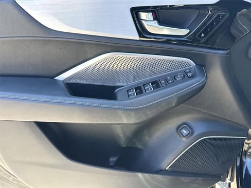 Certified 2023 Acura MDX SH-AWD w/ Technology Package image 32