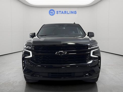 Used 2024 Chevrolet Suburban RST w/ Luxury Package image 15