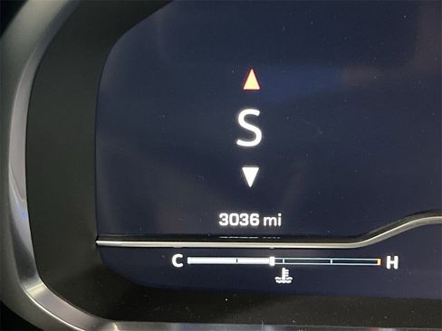 New 2024 Chevrolet Tahoe High Country image 11