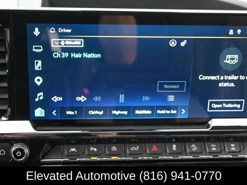 Used 2025 Chevrolet Silverado 1500 ZR2 w/ Technology Package AWD/4WD image 21