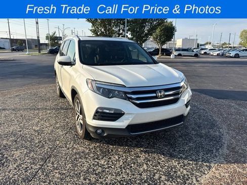Used 2018 Honda Pilot Elite image 4