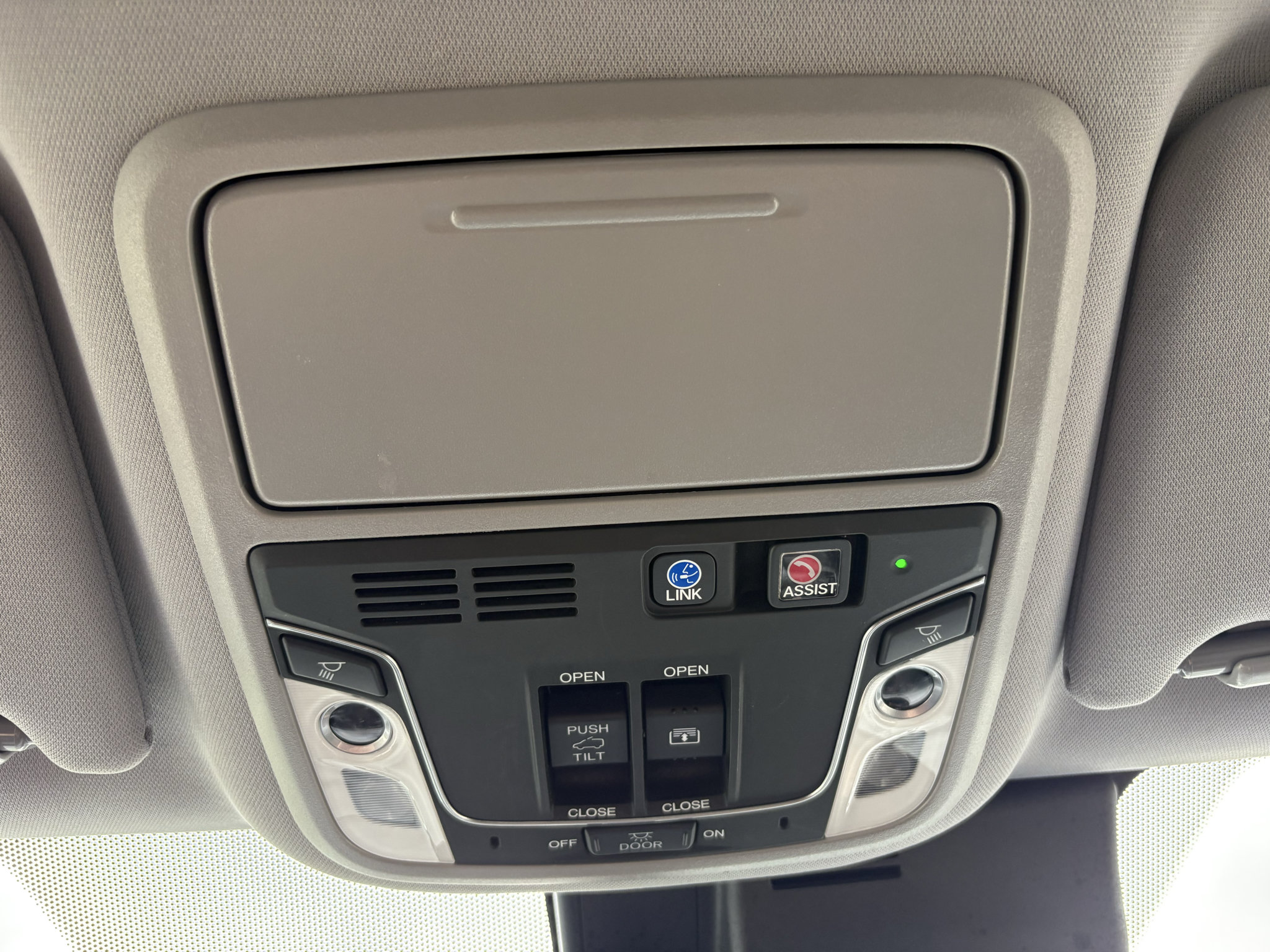 Used 2021 Honda Pilot Elite image 40
